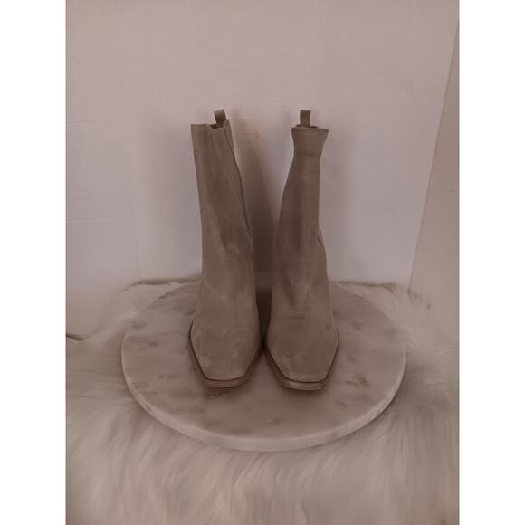 Marc Fisher LTD Kristie Womens 10 Chelsea Leather Bootie Boot Stacked Heel Beige - Picture 1 of 16